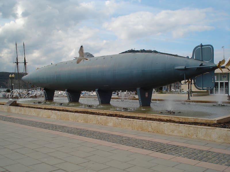 El submarino S-81 'Isaac Peral' ha sido entregado a la Armada Española, marcando un hito en la ingeniería naval del país. (Imagen: archivo)