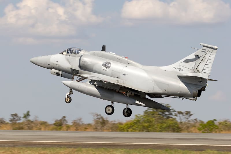El A-4AR fue diseñado para ataque, pero también asumió misiones de defensa aérea.