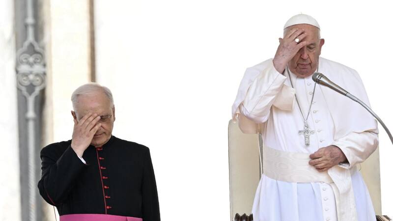 El Papa pidió diculpas por sus dichos sobre la "mariconada" en los seminarios.