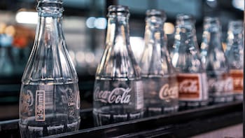Coca-Cola cambia para siempre: la bebida se conseguirá de otra forma en todos los supermercados del país