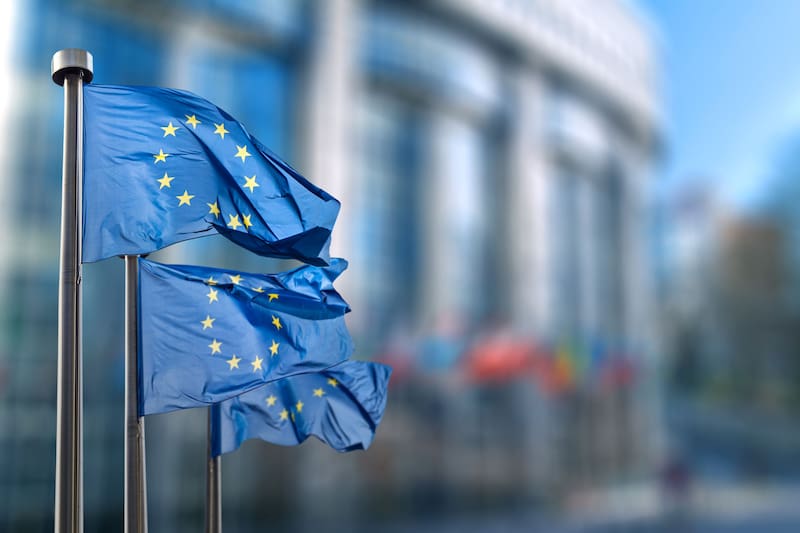 España, Italia y Portugal prohíben el ingreso al país a todos los ciudadanos que posterguen la renovación del pasaporte.