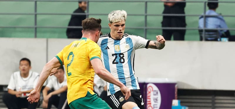 Alejandro Garnacho, uno de los principales "europibes" de la Selección Argentina, en un amistoso con Australia