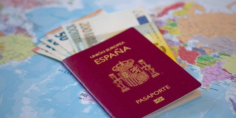 Adiós pasaporte español: este es el motivo por el que te cancelarán el documento más importante.