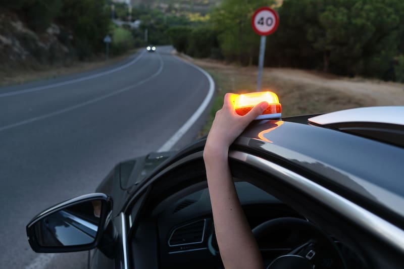 Alerta conductores: qué beneficios ofrecen las balizas V-16 (foto: archivo).