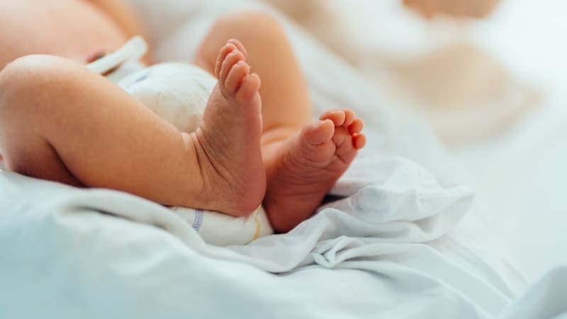 Murió la ley de Registro Civil: los hijos dejarán de usar el apellido del padre y llevarán el de la madre si se cumplen estas condiciones.