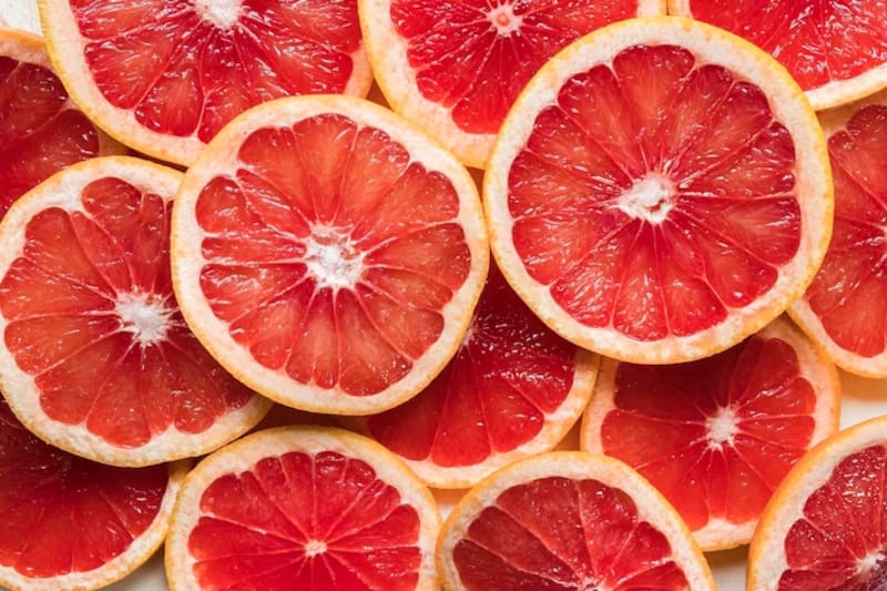 Cáscara de pomelo con vinagre: por qué recomiendan esta mezcla y para qué sirve. Imagen: Freepik.