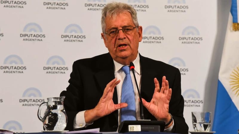 Gabriel Rubinstein dijo que el dólar subirá 3% por mes. Massa habló de $ 3 a partir del miércoles 15.