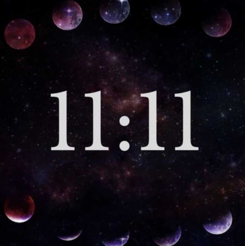 Hora espejo 11:11.