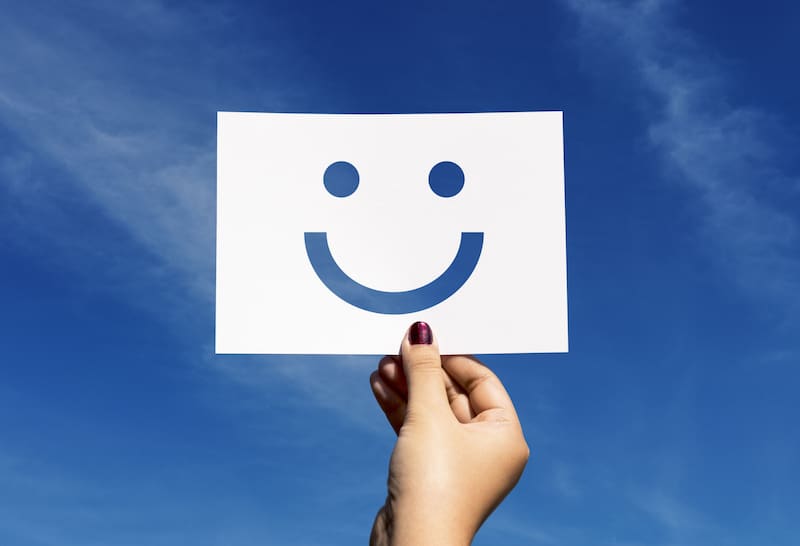 ¿Se puede aprender a ser feliz? La respuesta es sí, pero debes practicar este hábito todos los días, según un estudio de Harvard. Imagen: archivo.