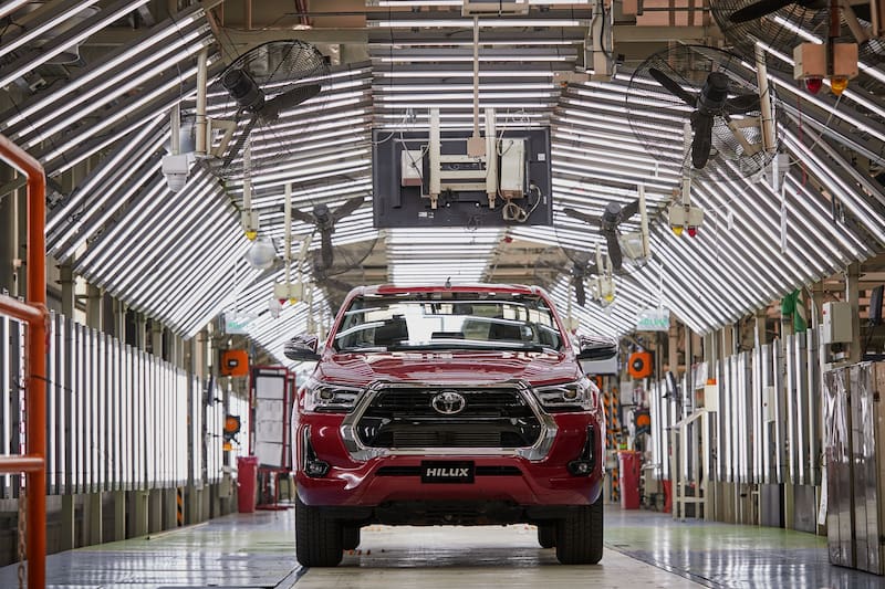Toyota produce la pickup Hilux en su planta de Zárate