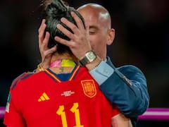 La Fiscalía pide dos años y medio de prisión para Rubiales por el beso a Jenni Hermoso