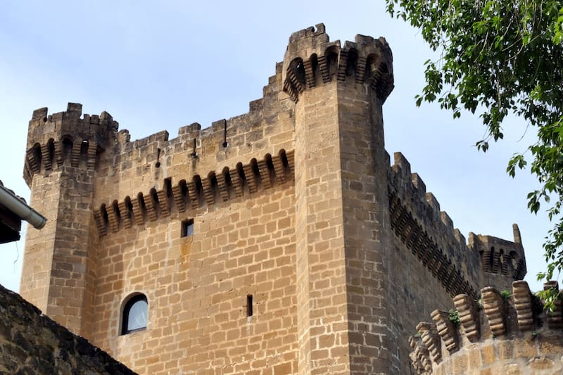 El Castillo de Sajazarra fue construido en el siglo XV. (Fuente: Wikimedia Commons / Jynus)