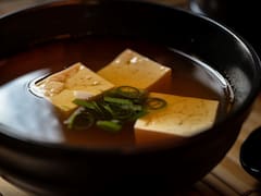 Sopa de miso, la receta viral para prepararla fácil y en poco tiempo