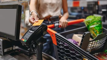 El consumidor mexicano vive en modo ‘aquí y ahora’ y busca valor inmediato de las marcas: Bain & Company