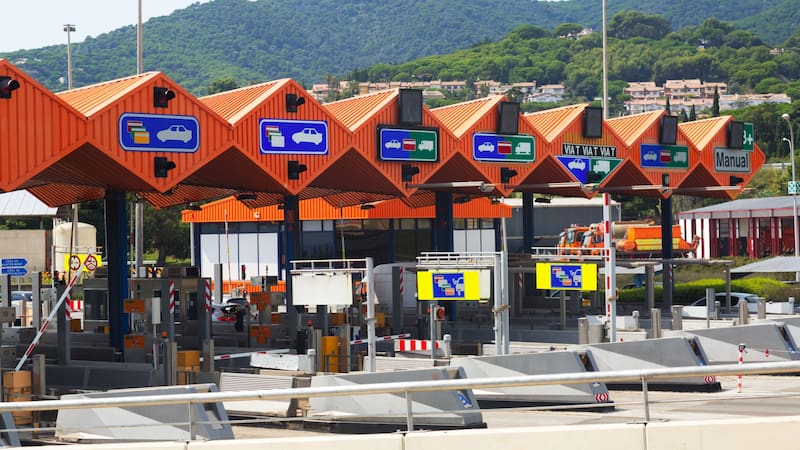 Las tarifas de las autopistas de peaje podrán subir un máximo del 2% anual hasta 2032, según confirmó el Gobierno español.