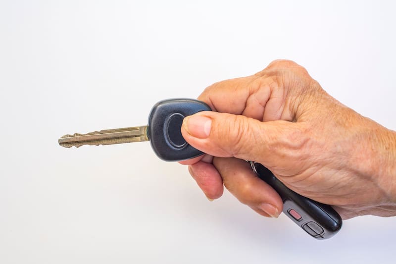 Se debate la posibilidad de restringir aún más la vigencia del permiso a partir de los 70 años. (Imagen: Shutterstock)