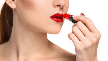 Los labiales de Mercadona están en tendencia: estos nuevos modelos en barra tienen colores vibrantes que duran hasta 12 horas
