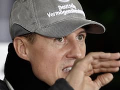 Schumacher salió del coma y fue trasladado a un hospital de Suiza
