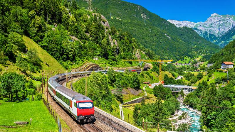 Escapadas: este es el mejor tren para recorrer toda Europa con servicio de lujo y solo cuesta 30 euros.