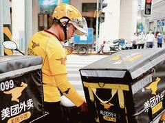 En China hay un "boom" de pedidos online con "entrega sin contacto" por el coronavirus