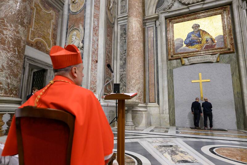 Dolor en la Iglesia Católica: la salud del Papa Francisco pone en vilo al Vaticano y se preparan para la decisión más difícil. Fuente: Archivo