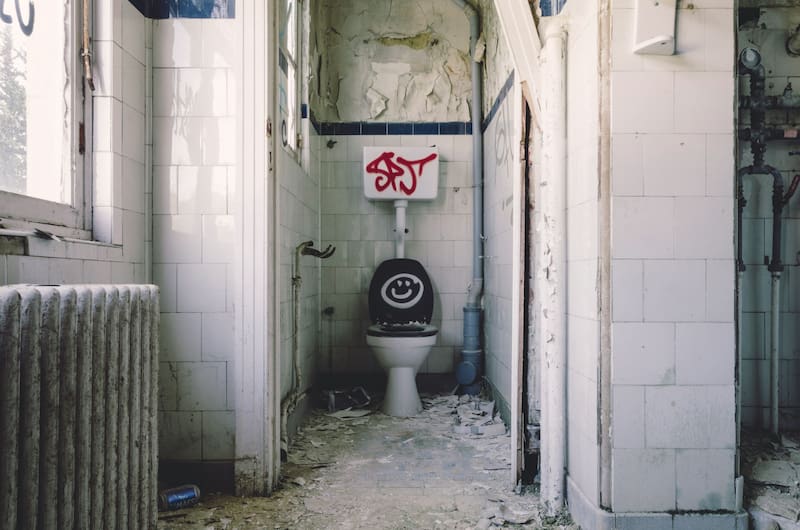 Los baños públicos son de los más contaminantes que puede haber (Fuente: Unsplash)
