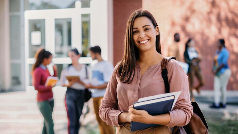 El ranking QS 2027 evaluó más de 1.500 universidades de todo el mundo mediante distintos indicadores académicos. (Fuente: Freepik)