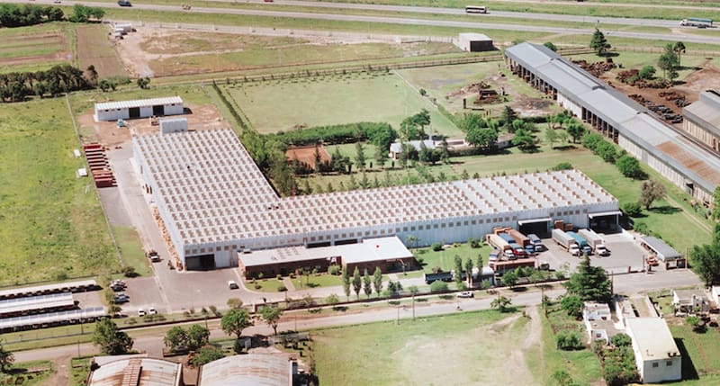 En la planta en la zona sur de Rosario se fabricaban heladeras, freezers, cocinas y lavarropas