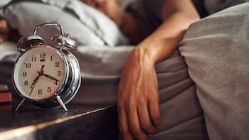 Ni ocho, ni nueve: científicos revelan cuántas horas dormir para controlar el azúcar en sangre