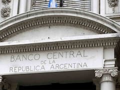 BCRA establece feriado bancario en todo el país por la visita del Papa León XIV: qué día no habrá actividad