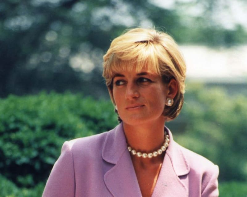 Diana de Gales dejó algunos objetos personales en la cápsula del tiempo enterrada en el hospital Great Ormond Street de Londres (Fuente: Wikimedia Commons)