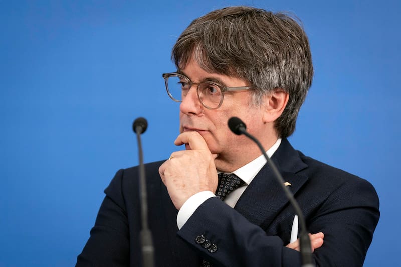 Absuelven a Puigdemont y 34 cargos del procés: ordenan levantar las fianzas que superaban los 8 millones de euros