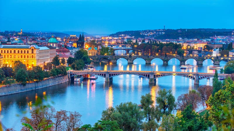 Ni Viena, ni París: esta es la mejor ciudad del mundo para jubilarse y sorprende por su calidad de vida (Fuente: Freepik)