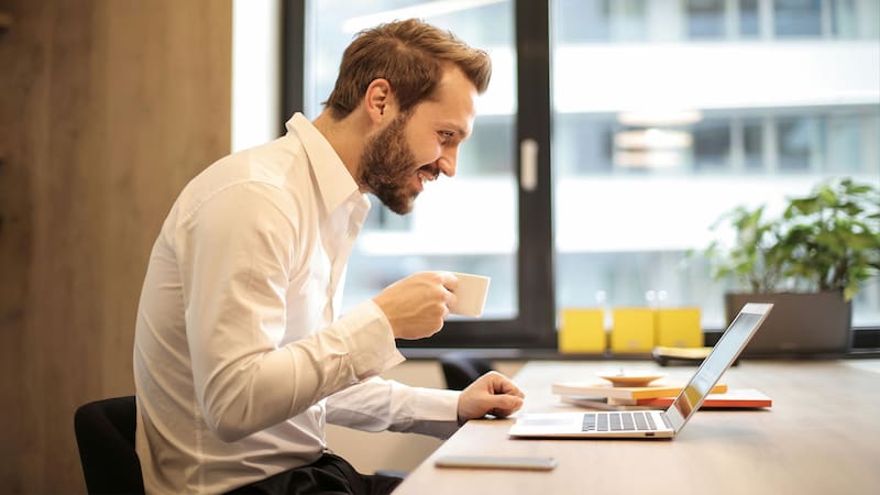 Vivimos en un mundo cada vez más sedentario, donde el trabajo remoto y las largas horas frente a una pantalla se volvieron una práctica común.