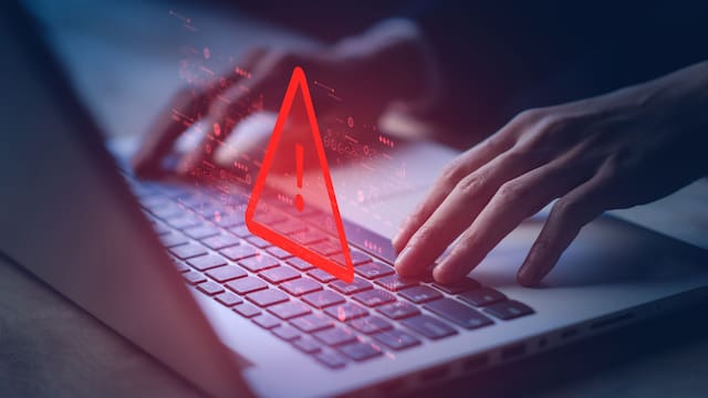 La Guardia Civil pone el foco en la compraventa online de productos escolares y aconseja evitar la operación cuando algún elemento genere dudas