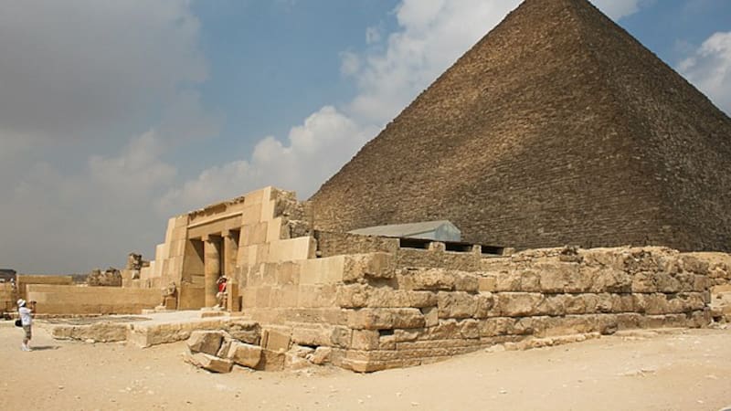 Un grupo de científicos asegura haber encontrado estructuras debajo de las pirámides de Giza que podrían indicar la existencia de una ciudad muchos años atrás. Fuente: Archivo.