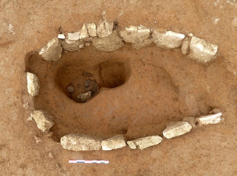 El hallazgo de las piedras cambia la historia de las estructuras antiguas.