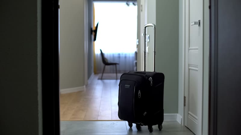 Los propietarios que busquen destinar su vivienda al alquiler turístico deberán obtener la aprobación los vecinos de su comunidad. (Fuente: Shutterstock)