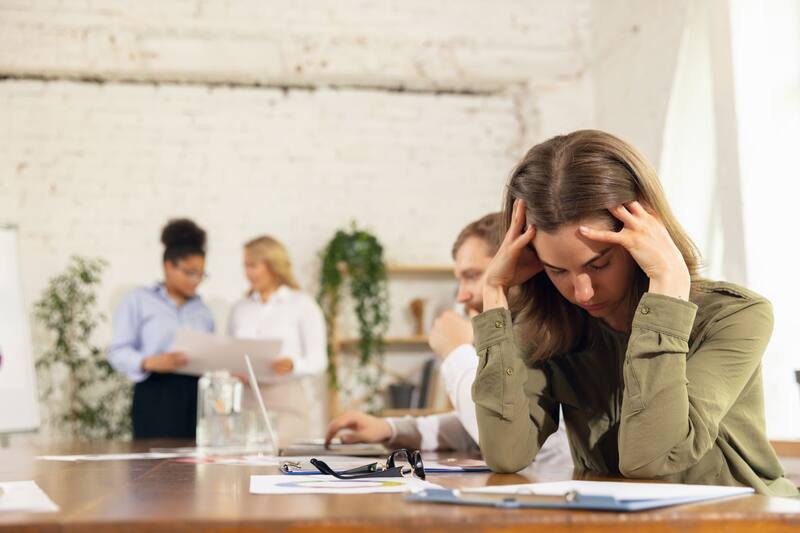 El síndrome de Burnout es un padecimiento usual dentro del ámbito de trabajo. Fuente: Freepik