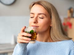 La poderosa infusión nocturna que ayuda a conciliar el sueño con facilidad: calma la ansiedad y reduce el estrés