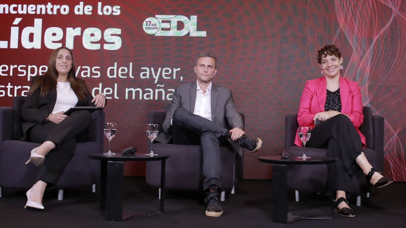 Romero (Schneider Electric), Zack (Provincia ART) y Díaz Langou (Cippec)