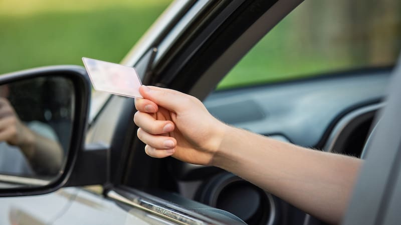 Ciudad de México, Querétaro y Veracruz siguen reforzando las medidas contra quienes ponen en riesgo a otros usuarios de la vía. (Fuente: Shutterstock)