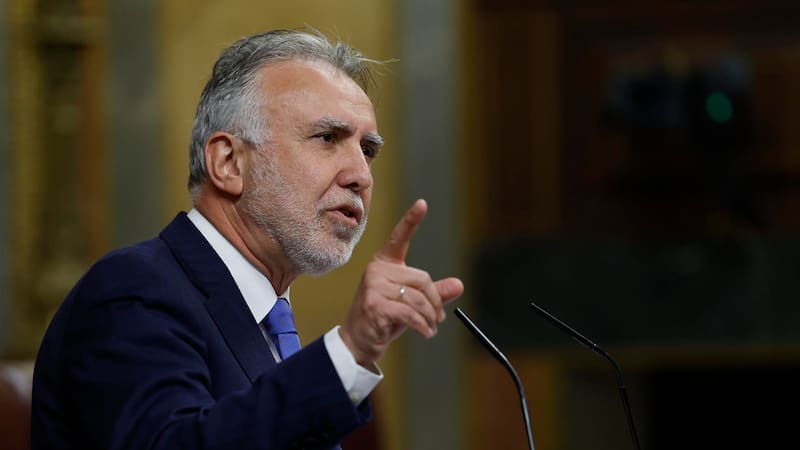 El ministro de Política Territorial, Ángel Víctor Torres, teme que el PP ya no quiera un acuerdo sobre migración.(Fuente: EFE / Chema Moya)