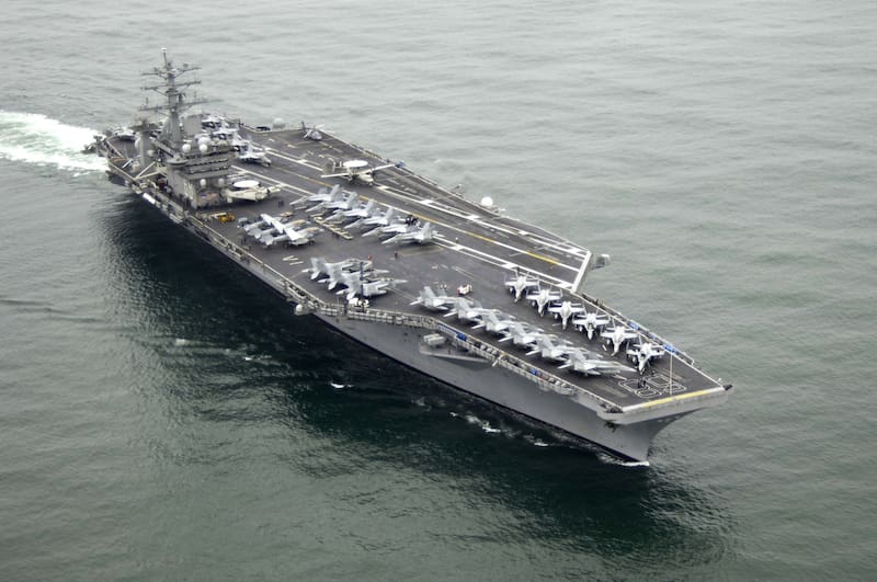 El USS Nimitz, primer portaaviones de su clase, se retira en 2026 tras 51 años de servicio (Fuente: United State Navy / Wikimedia Commons)