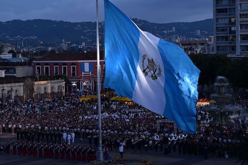 Brasil, Costa Rica y Guatemala prohíben el ingreso al país a todos los ciudadanos que posterguen la renovación del pasaporte.
