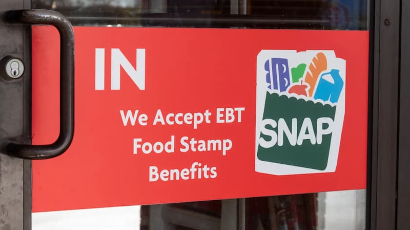 La restricción entró en vigor el 1° de abril de 2026 y afecta a aproximadamente 3,5 millones de personas en el estado, entre ellas 1,7 millones de niños. Fuente: archivo.