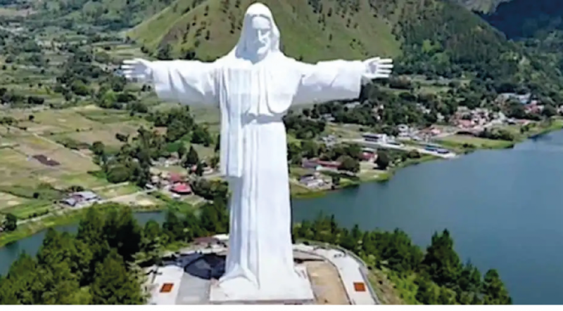 Indonesia presenta la estatua de Jesús más alta del mundo, un nuevo símbolo de fe. (UCA News)