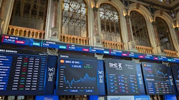 Indra hace volar por los aires la Bolsa madrileña: sube casi un 22% tras sus resultados récord que le obligan a elevar sus objetivos en 2026