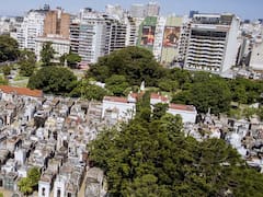 Por primera vez se podrá alquilar una bóveda del Cementerio de la Recoleta como local: solo permiten tres rubros