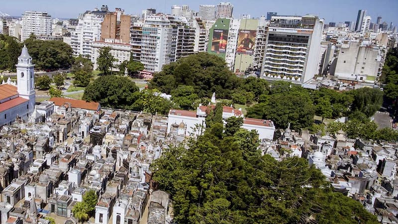 El cementerio de la Recoleta es uno de los lugares más embrujados del mundo. (Foto: turismo.buenosaires.gob.ar).